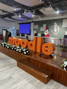 Descubre mis reflexiones del MoodleMoot Perú 2025 sobre eLearning, IA en educación y el rol de Moodle en la transformación digital de LATAM.